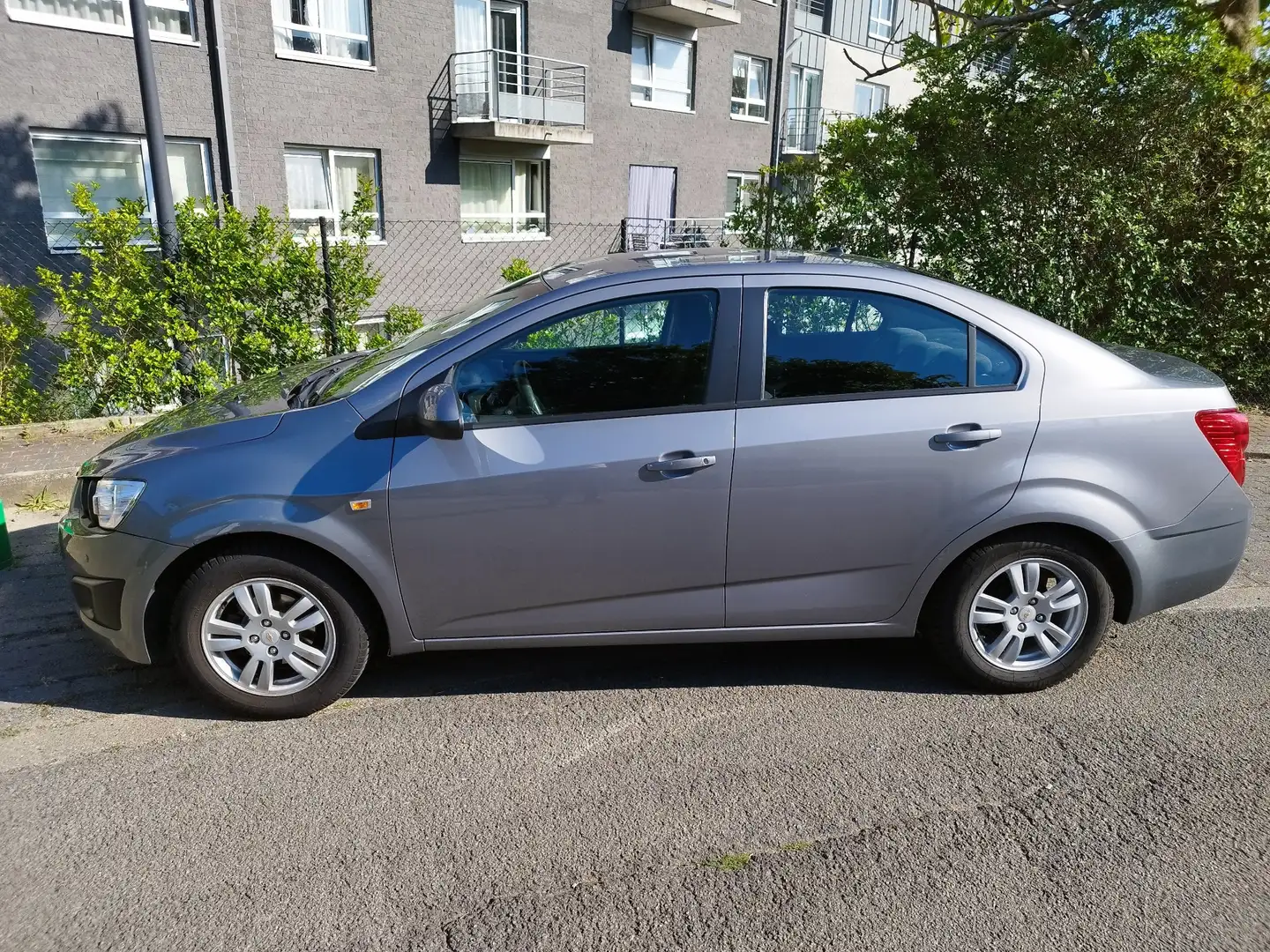 Chevrolet Aveo 1.4 LT - 1