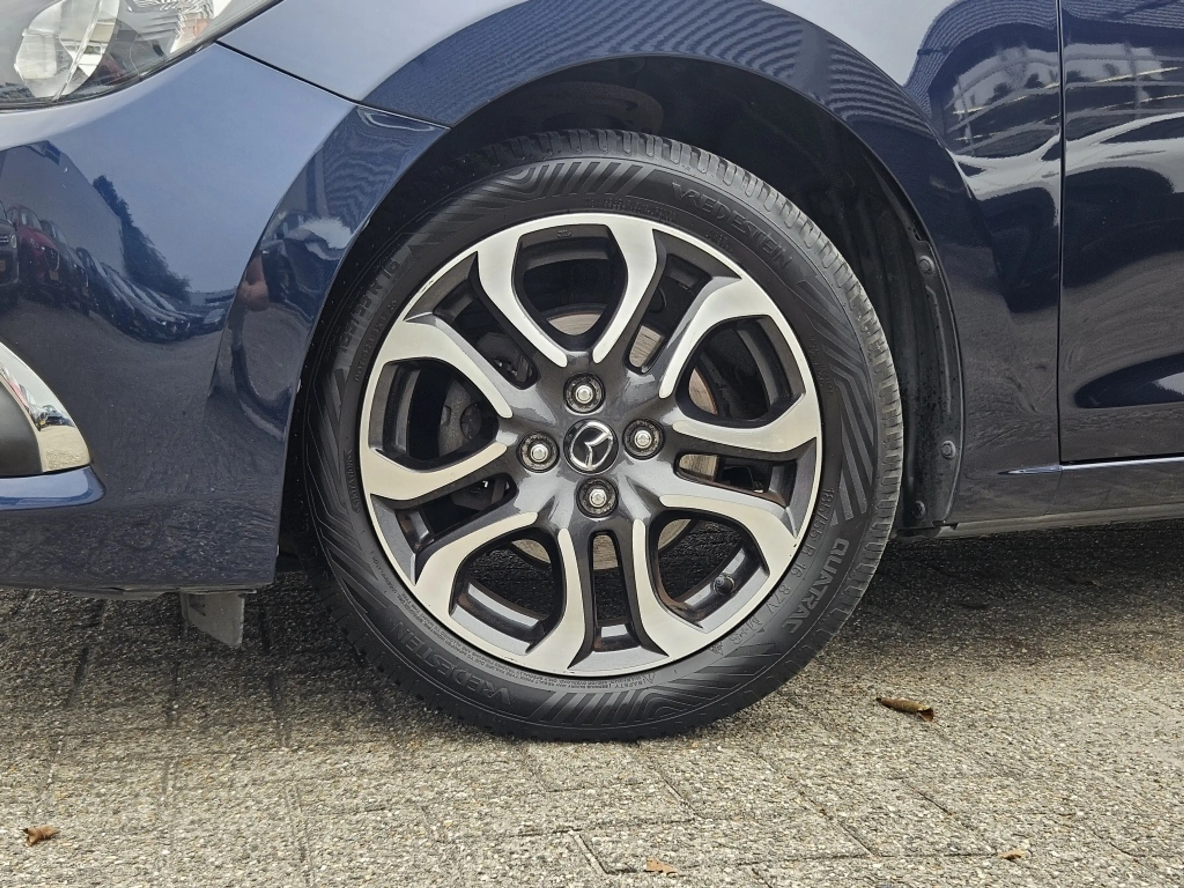 Mazda 2 1.5 Skyactiv-G Skylease+ / Camera & Sensor achter — photo 8