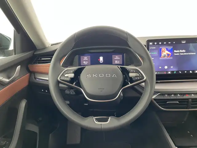 Skoda Octavia view 12