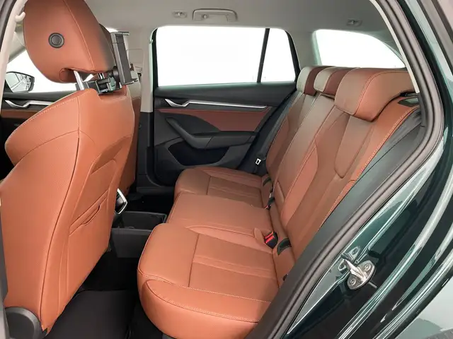 Skoda Octavia view 11