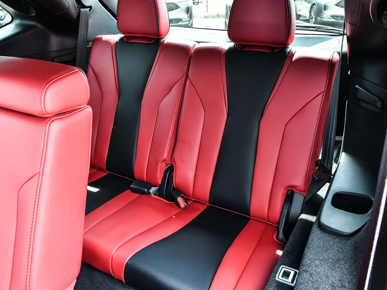 Acura MDX снимка Acura MDX