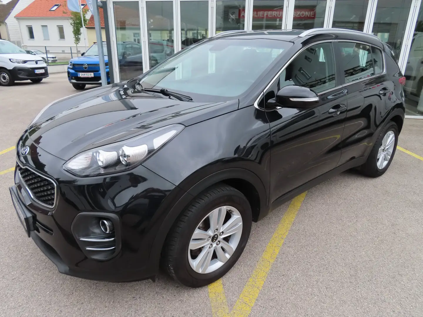 Kia Sportage 1,6 GDI ISG Silber Schwarz - 1
