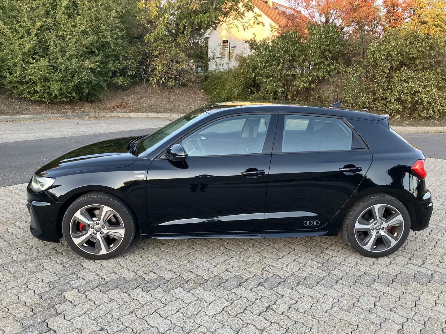 Audi A1 SB 40 TFSI S-line S-tronic - 1
