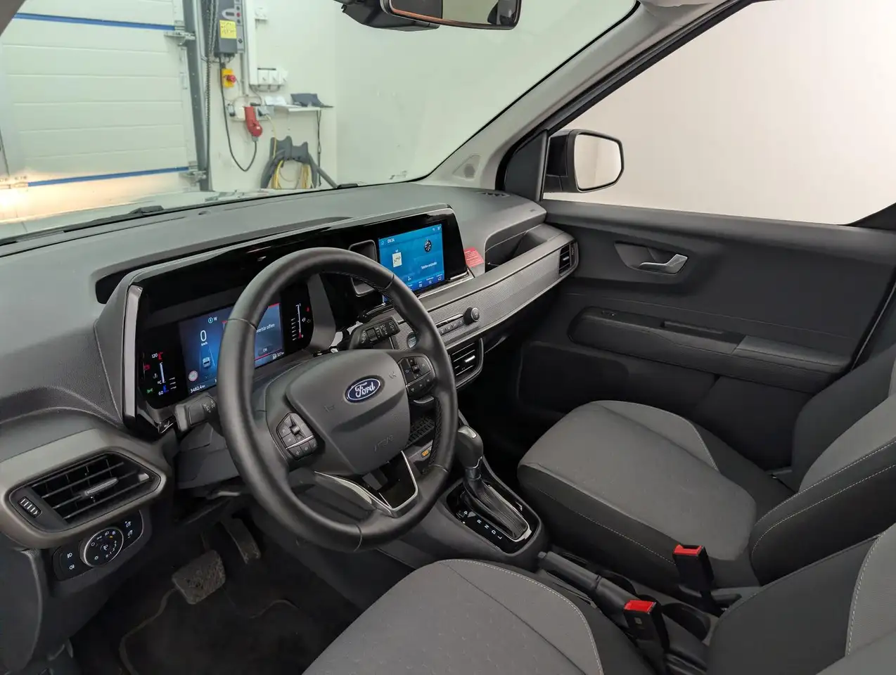 Ford Tourneo 1.0 EcoB Aut. Titanium Kam+Tempo, миниатюра 16