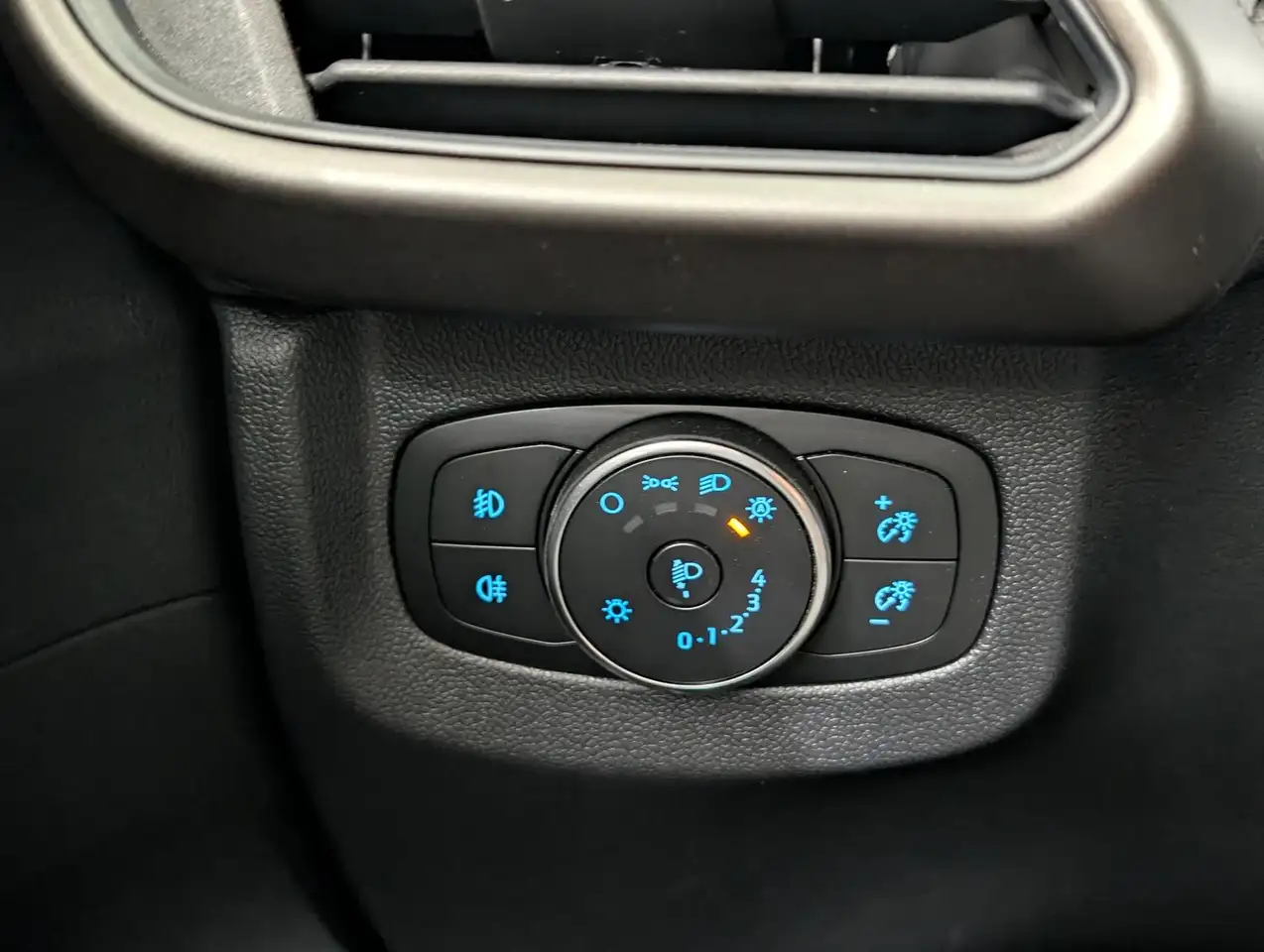 Ford Tourneo 1.0 EcoB Aut. Titanium Kam+Tempo, миниатюра 23