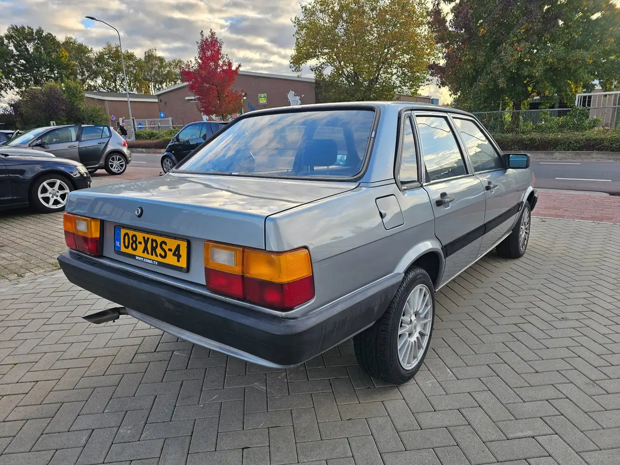 Audi 80 1.6 Automaat bj 1985 143dkm Oldtimer, foto 5
