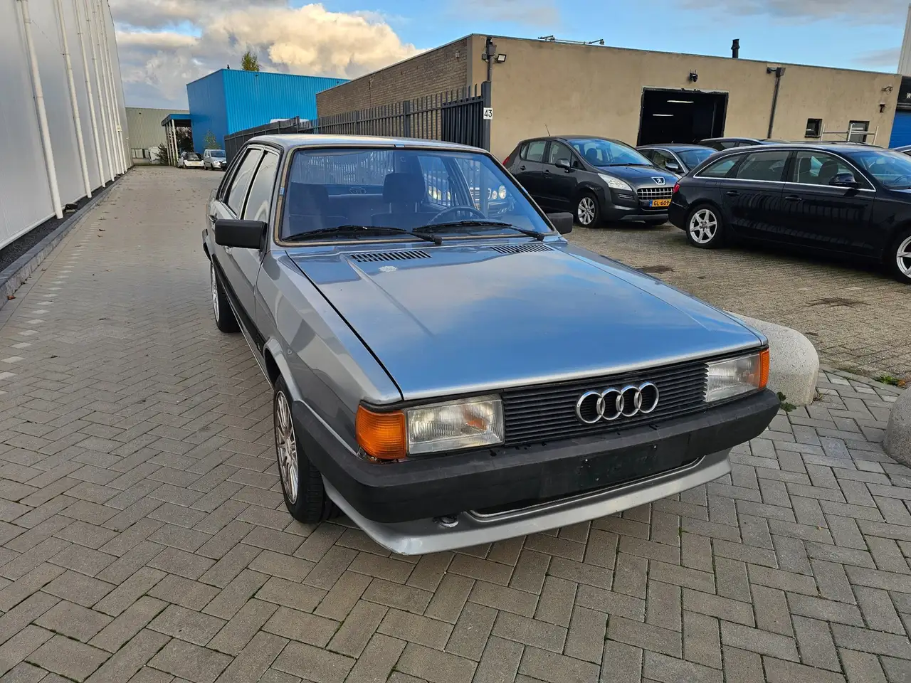 Audi 80 1.6 Automaat bj 1985 143dkm Oldtimer, foto 7