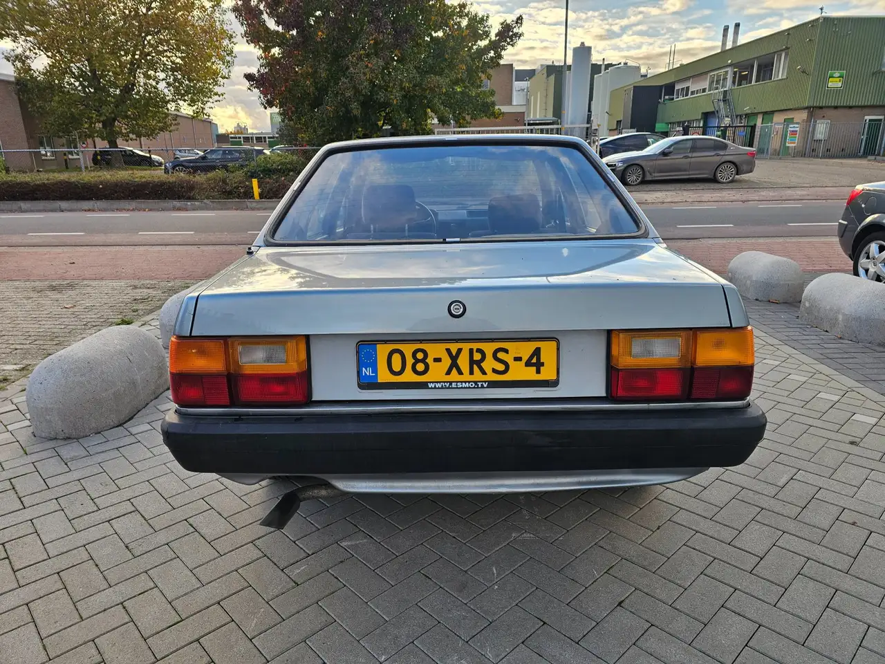 Audi 80 1.6 Automaat bj 1985 143dkm Oldtimer, foto 4