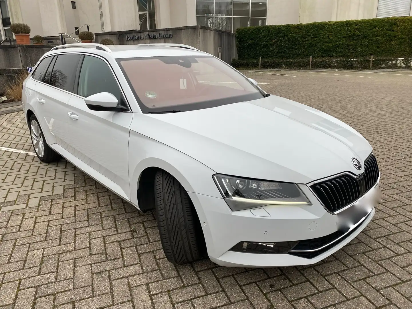 Skoda Superb 1.4 TSI ACT Laurin&Clement Wit - 2