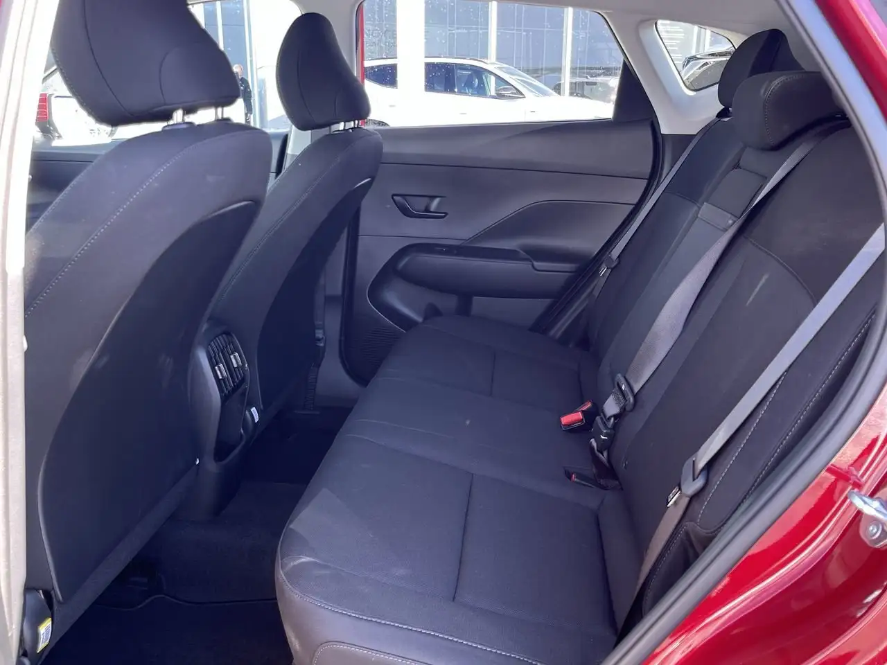 Hyundai KONA снимка Hyundai KONA