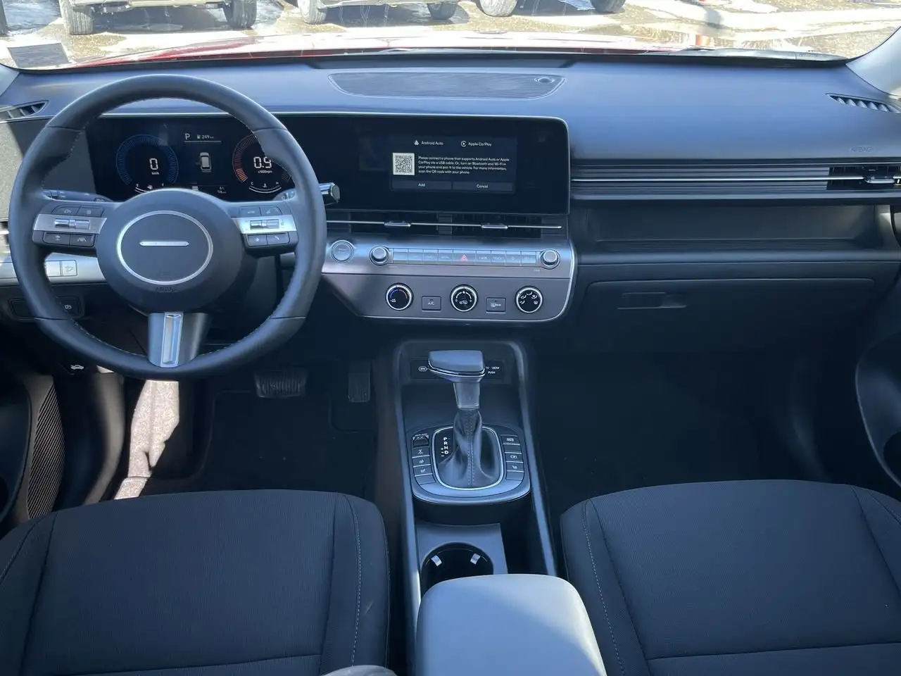 Hyundai KONA снимка Hyundai KONA