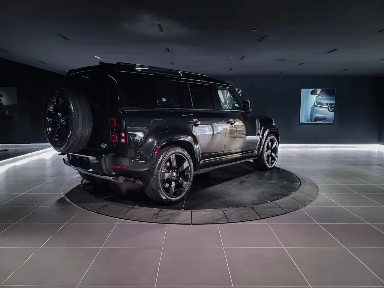 Land Rover Defender снимка Land Rover Defender