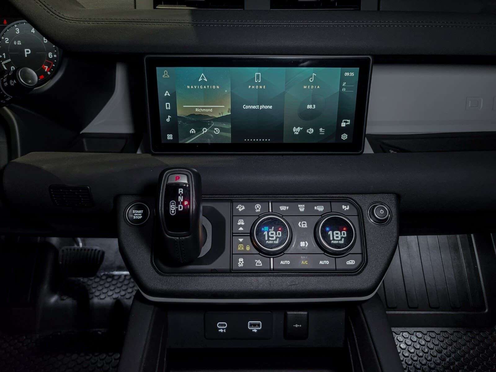 2023 Land Rover Defender X-Dynamic SE | 3rd Row Seating | Sunroof | Navigat thumb 17