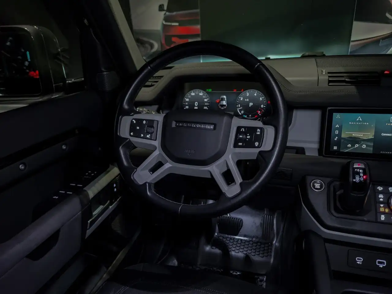 Land Rover Defender снимка Land Rover Defender