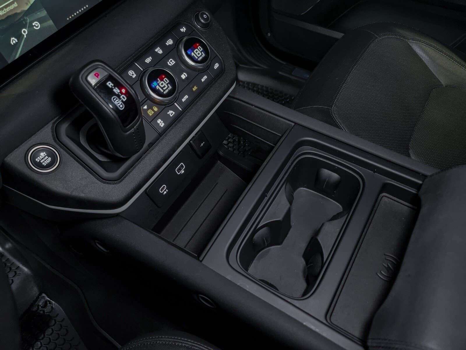 2023 Land Rover Defender X-Dynamic SE | 3rd Row Seating | Sunroof | Navigat thumb 16