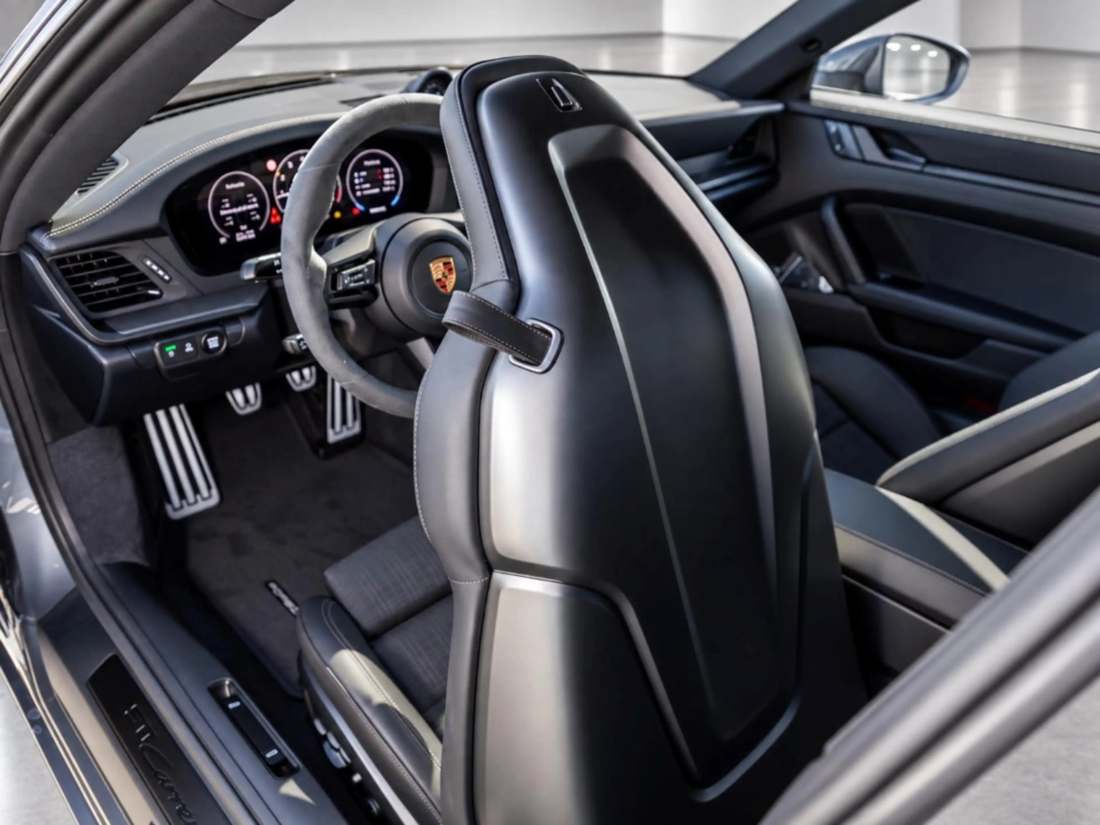 Porsche 992 911 Carrera T Liftsystem-VA Surround-View — photo 15