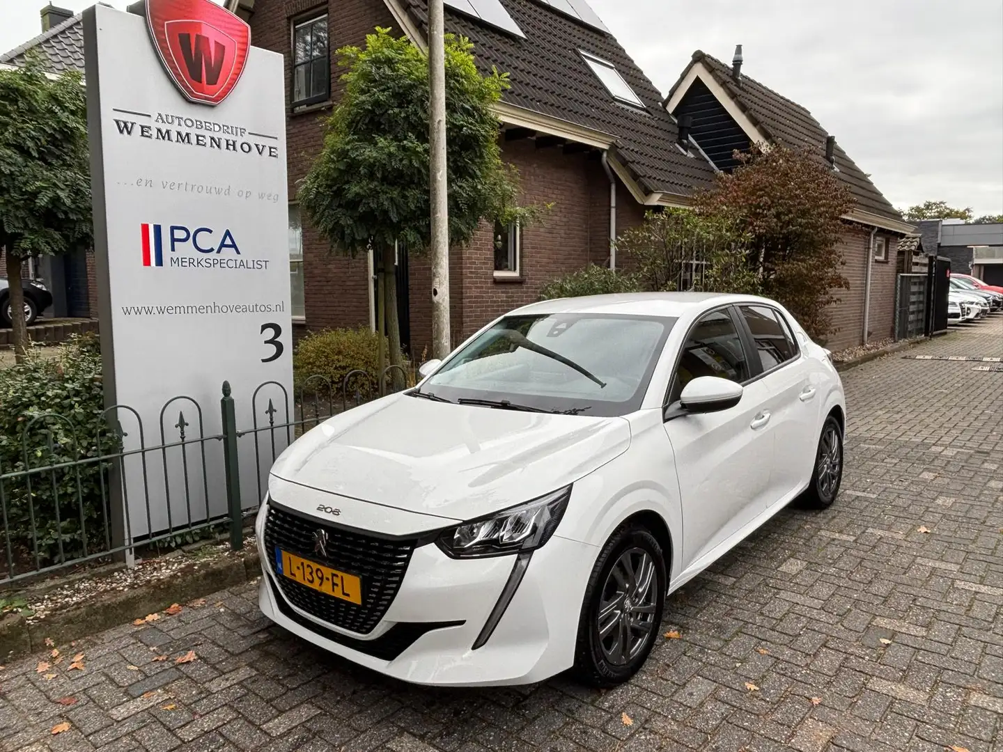 Peugeot 208 1.2 PureTech Active Pack Stoelverwarming/Cruisecon Weiß - 2