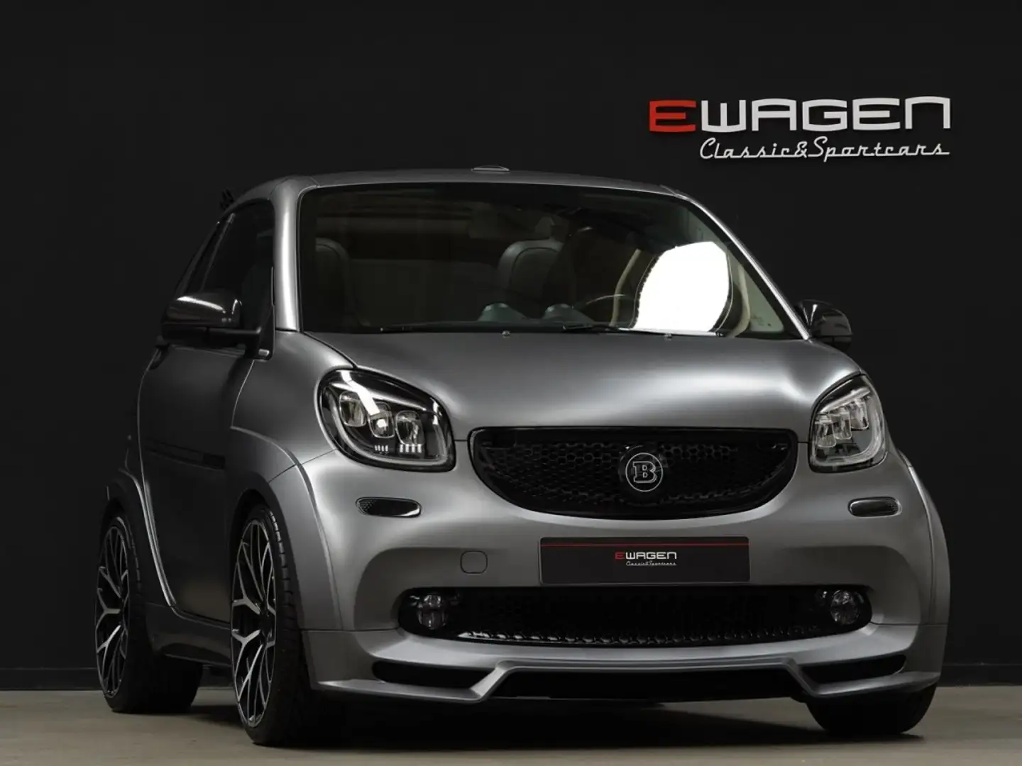 smart forTwo Ultimate 125 Gris - 1
