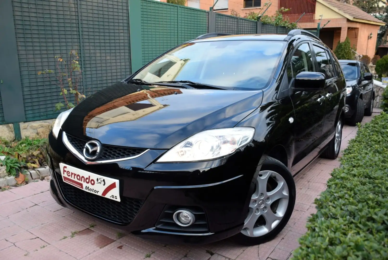 Mazda 5 2.0CRTD Luxury 143 Fekete - 1