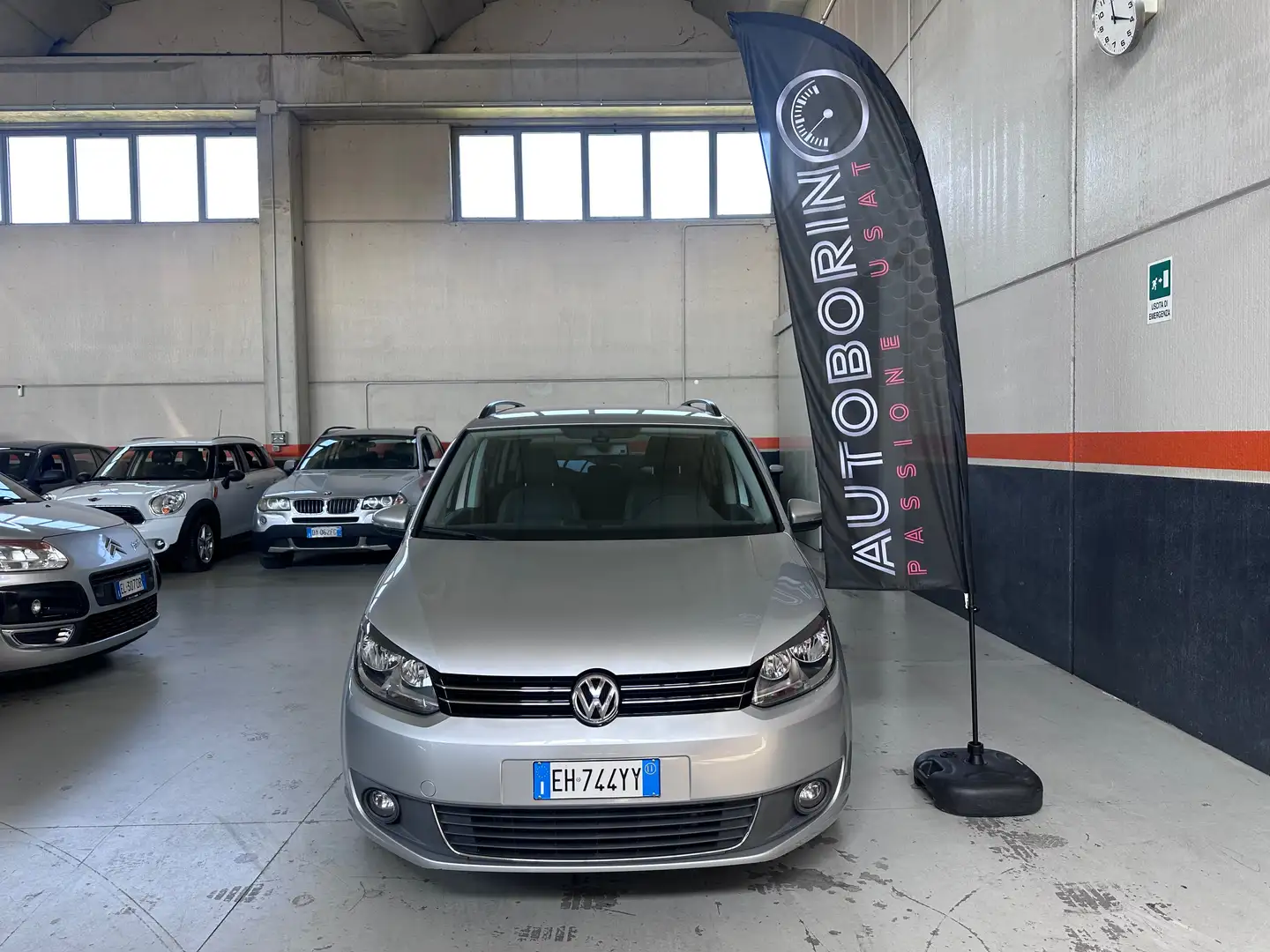 Volkswagen Touran Touran II 2011 1.6 tdi / gancio traino Silber - 2
