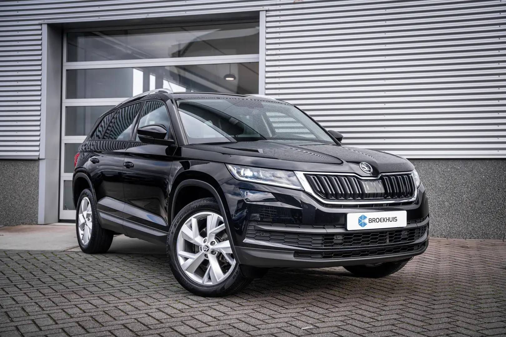 Skoda Kodiaq 1.5 TSI Limited Business Edition | Achteruitrijcam Zwart - 2