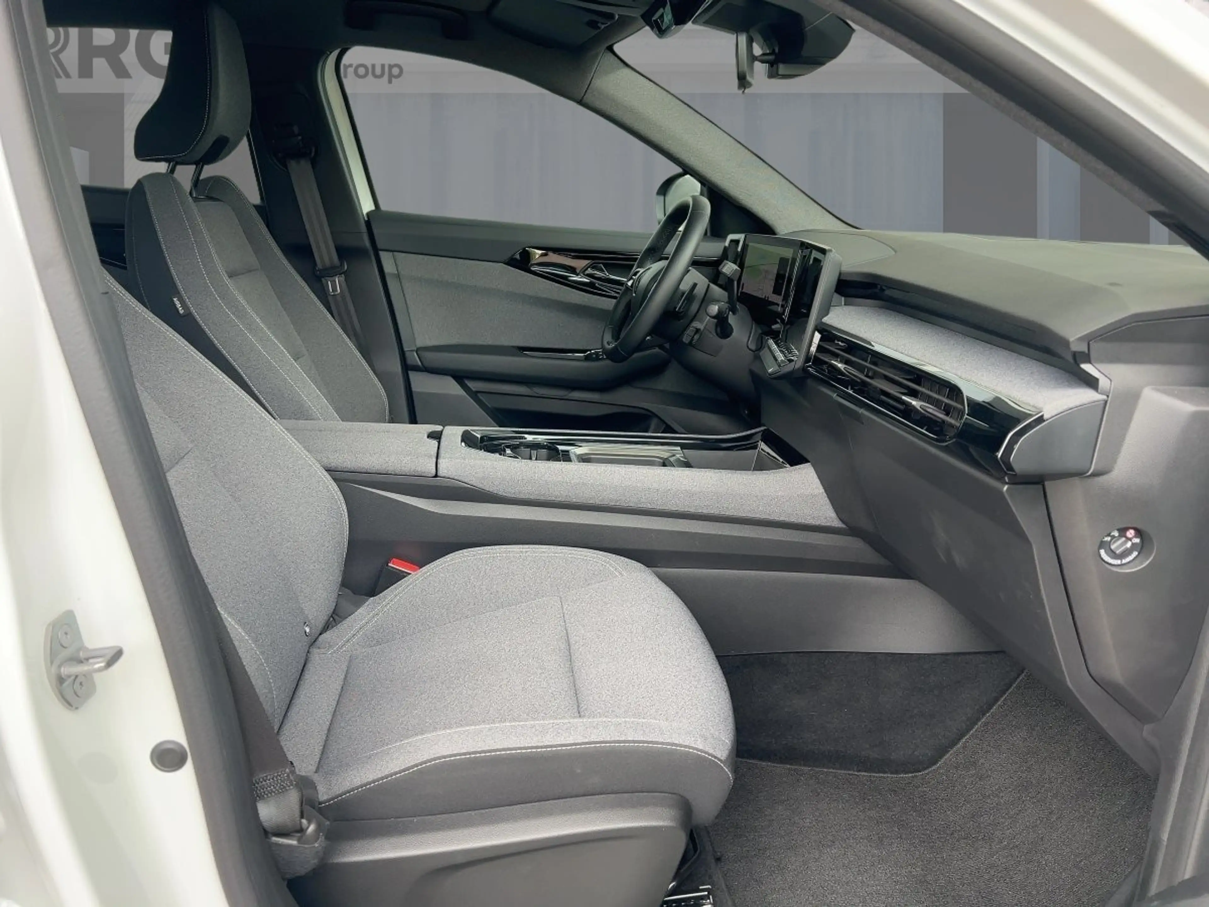 Renault Austral 1.3 TCe 160 Mild-Hybrid Evolution — photo 8