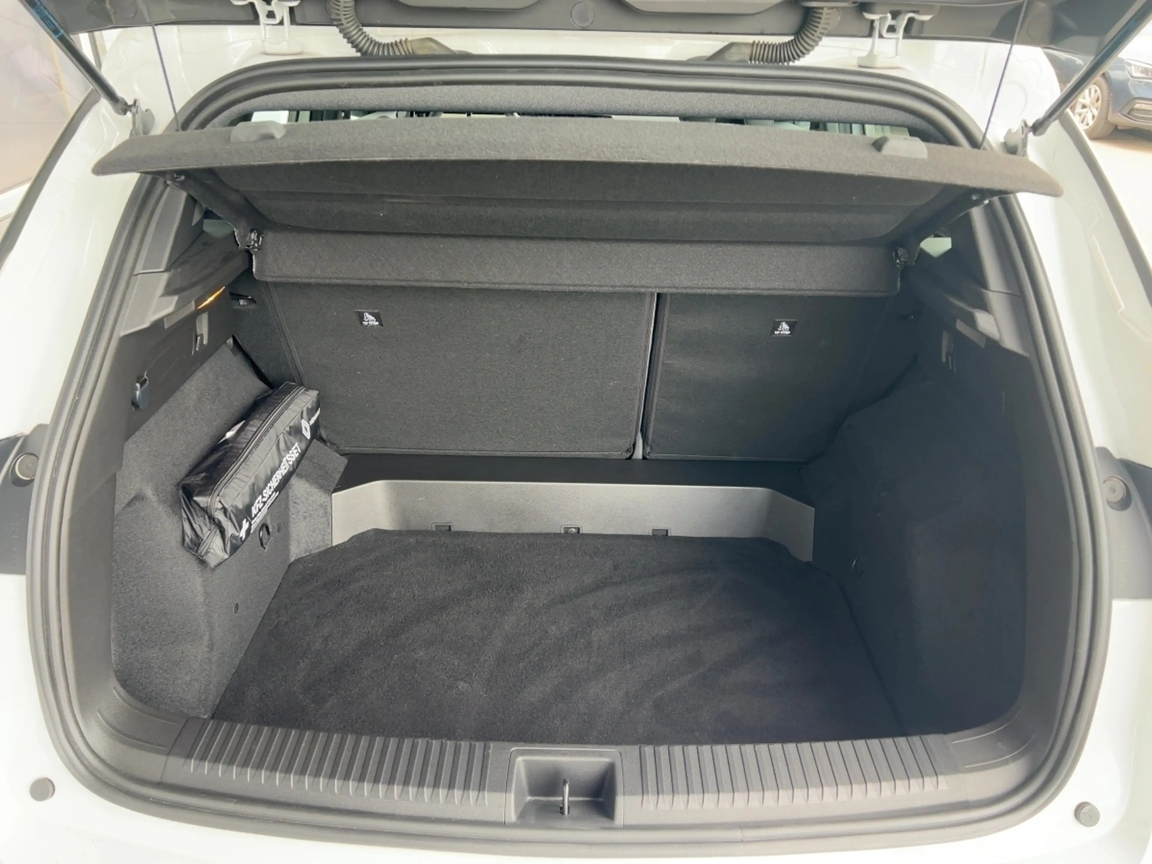Renault Austral 1.3 TCe 160 Mild-Hybrid Evolution — photo 20