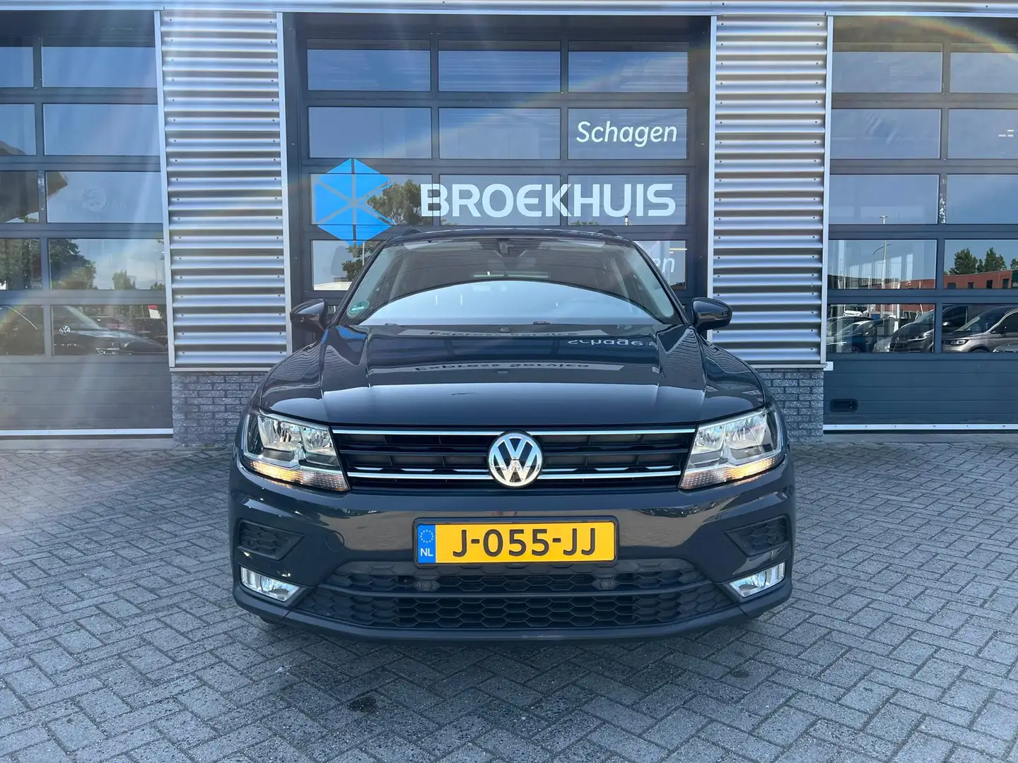 Volkswagen Tiguan 1.4 TSI 150 pk DSG ACT Highline | Airco (automatis Gris - 2