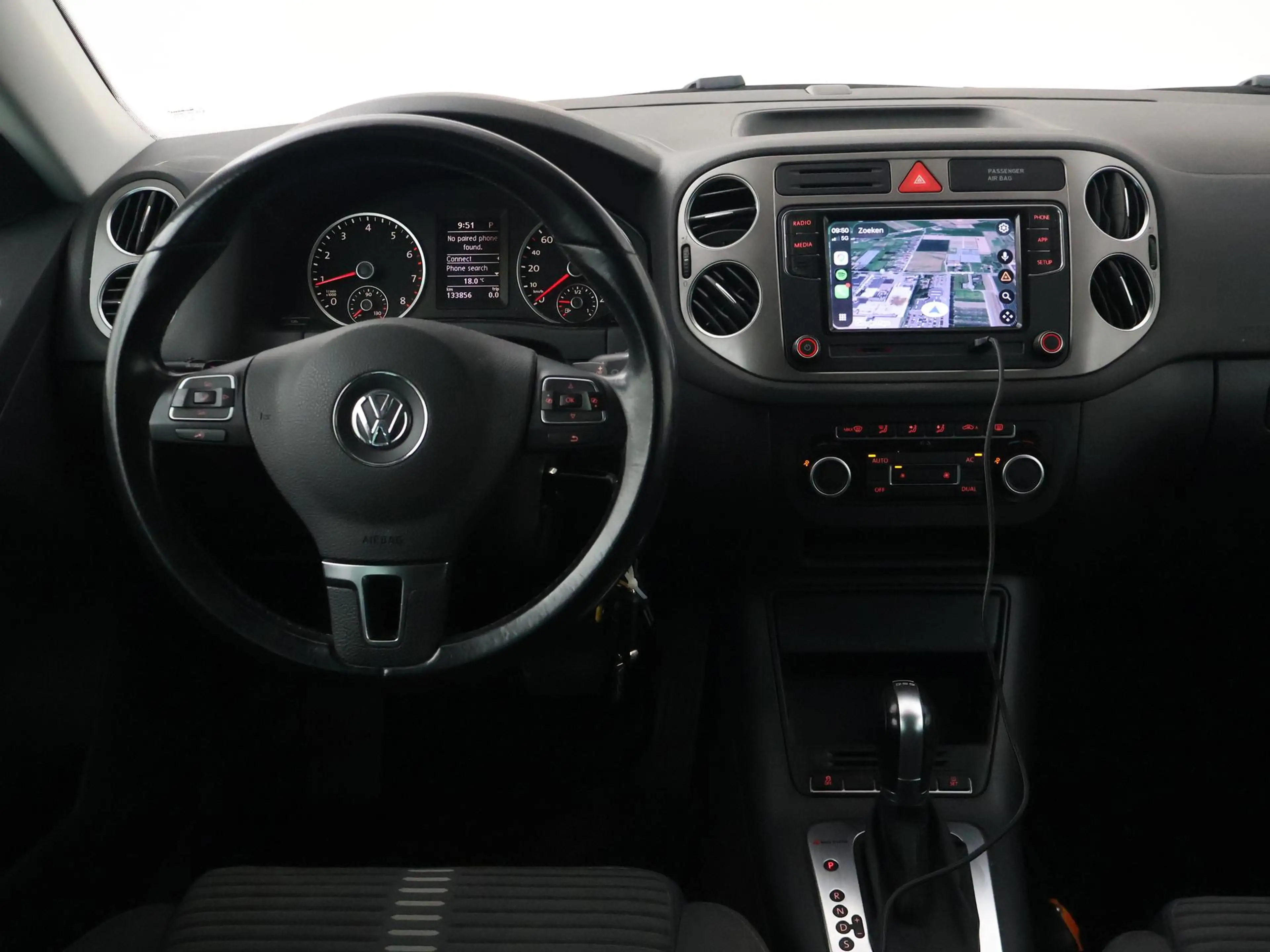 Volkswagen Tiguan 2.0 TSI 170 PK SPORT&STYLE 4MOTION AUT. + CARPLAY — photo 3