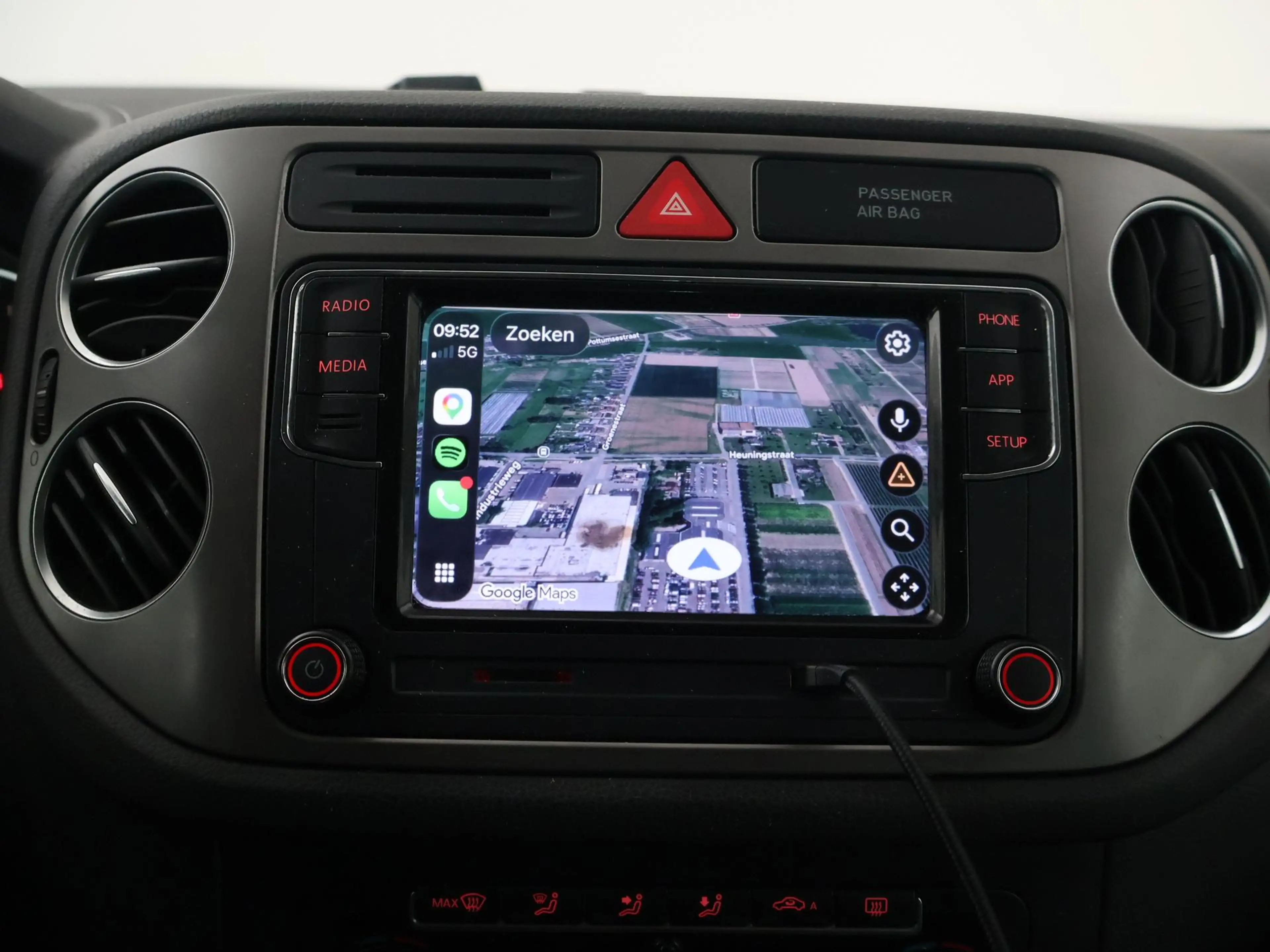 Volkswagen Tiguan 2.0 TSI 170 PK SPORT&STYLE 4MOTION AUT. + CARPLAY — photo 13