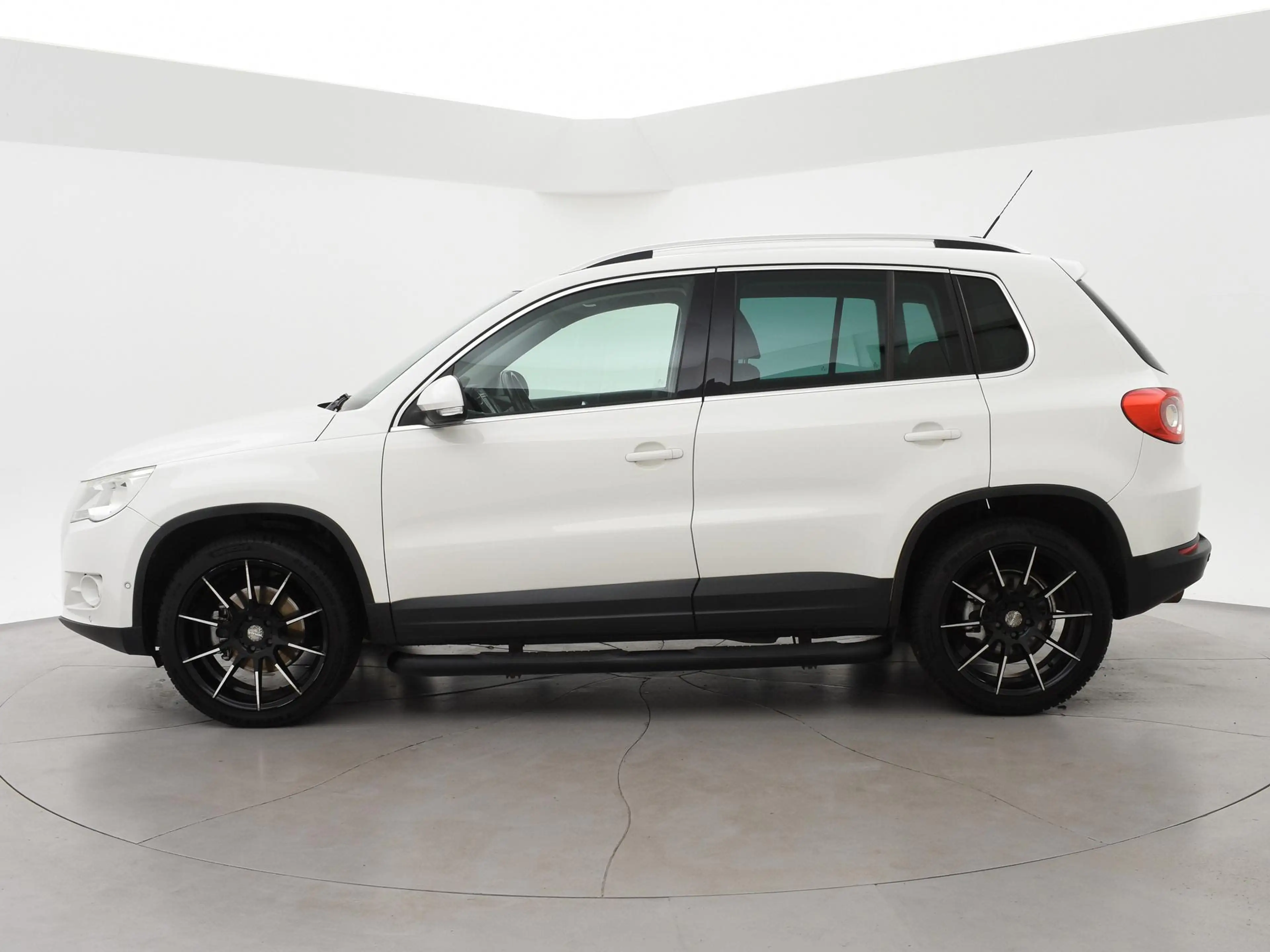 Volkswagen Tiguan 2.0 TSI 170 PK SPORT&STYLE 4MOTION AUT. + CARPLAY — photo 5