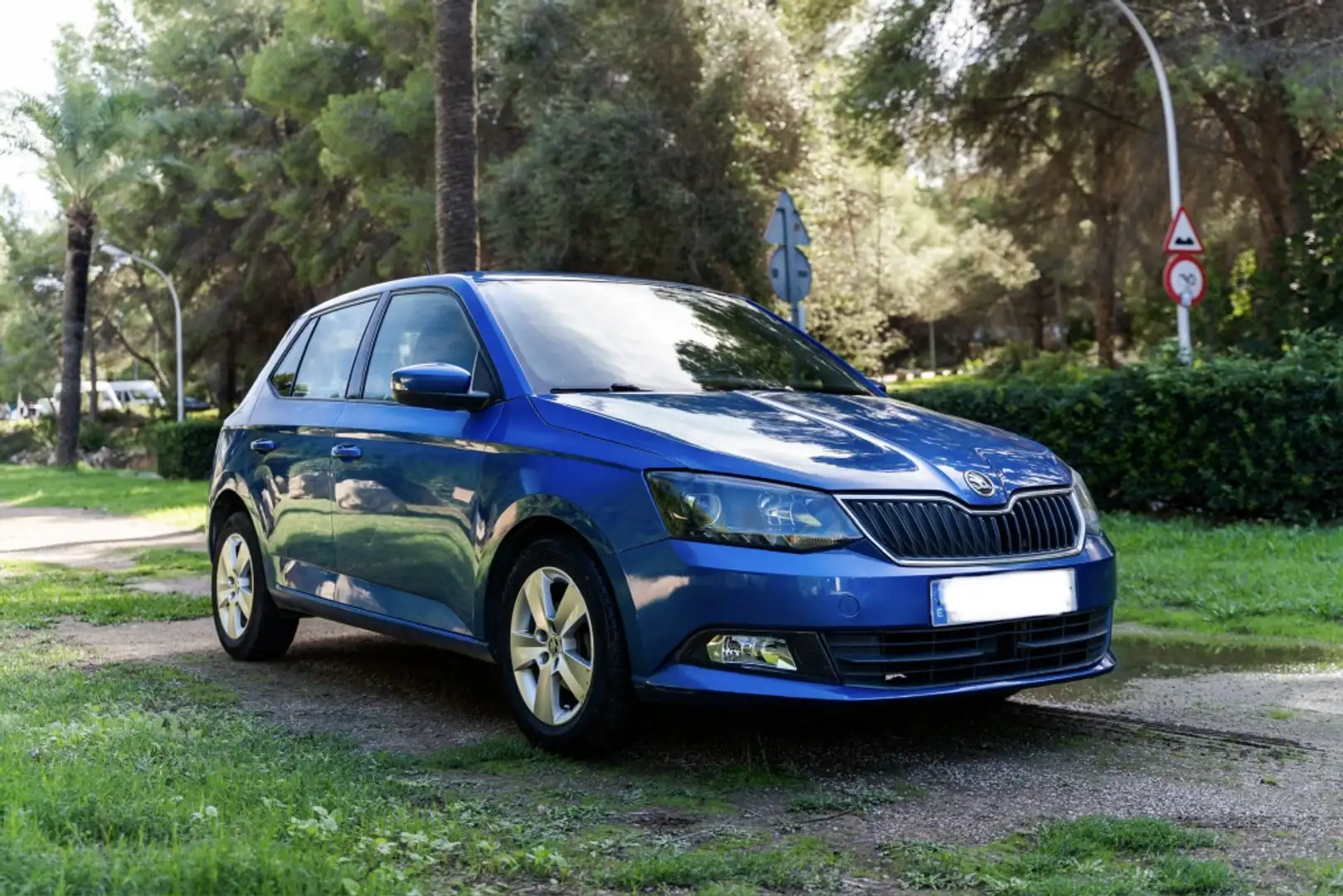 Skoda Fabia 1.0 MPI Active 55kW Azul - 1