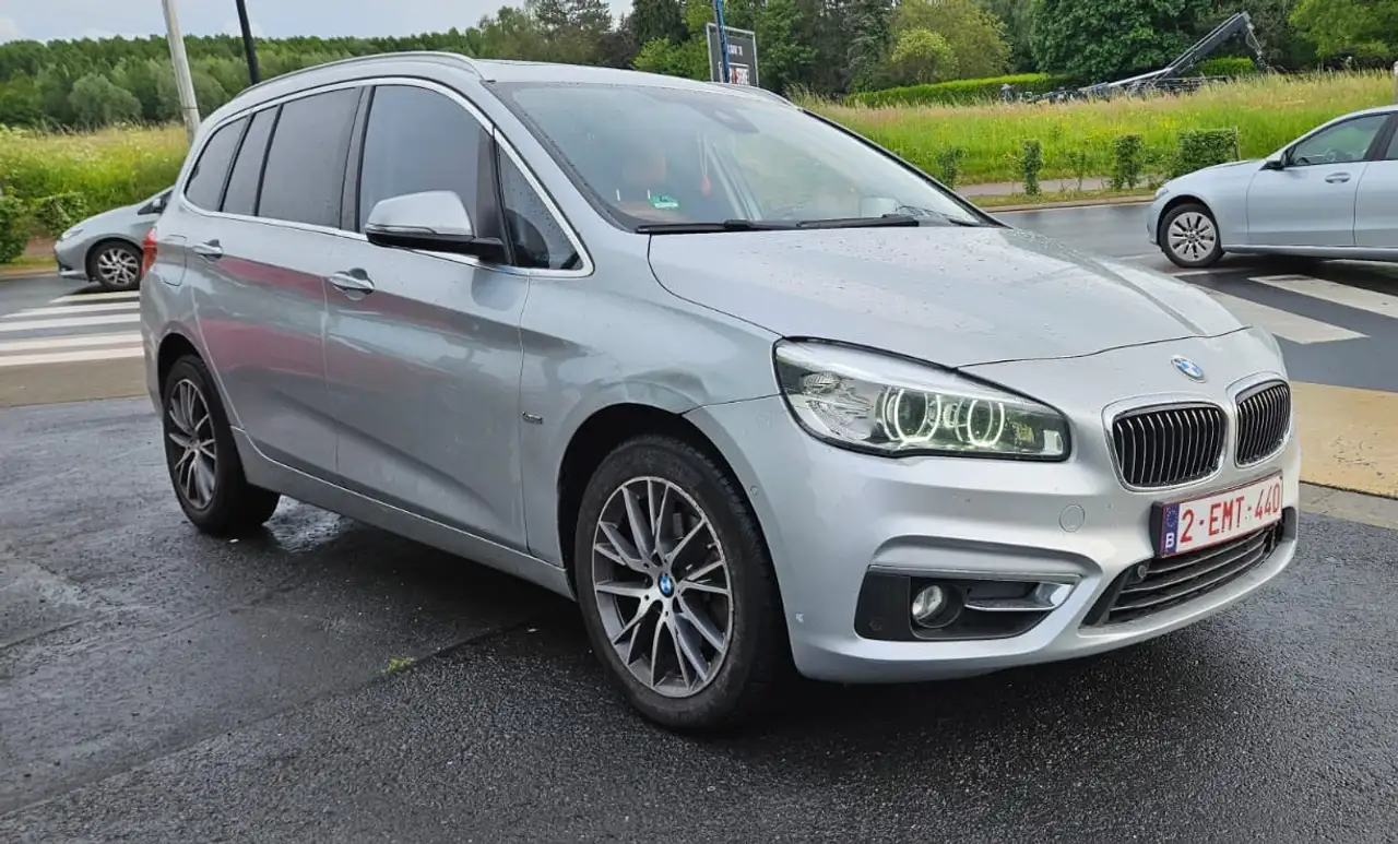 BMW 216