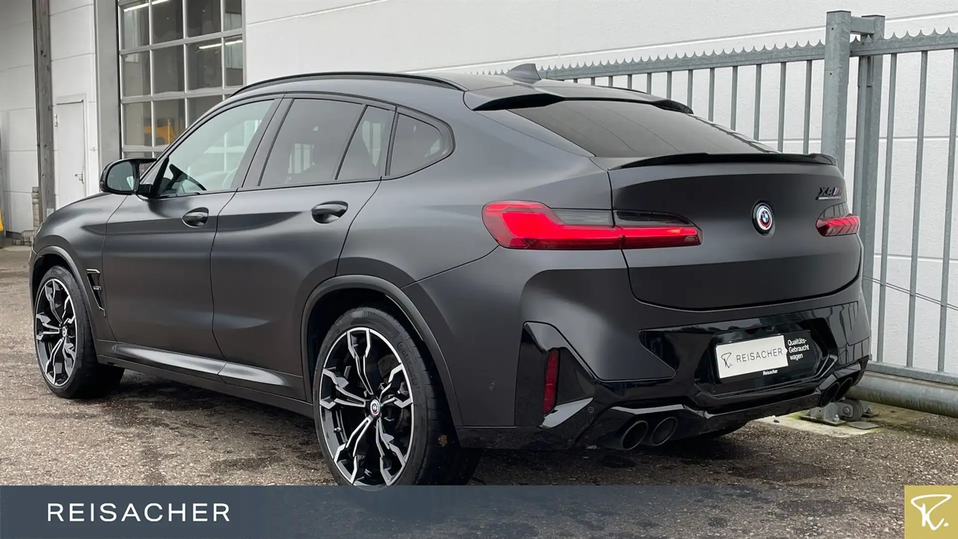 BMW X4 M Competition Individ. Laser Pano AHK DAProf Schwarz - 2