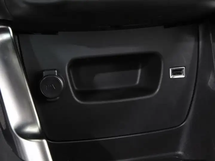 Citroën C3 Aircross PureTech S&S 6v SHINE PACK 2023, foto 28