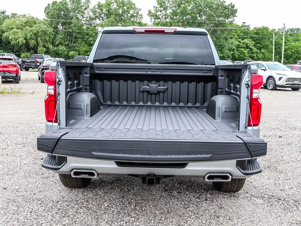 Chevrolet Silverado 1500 photo Chevrolet Silverado 1500