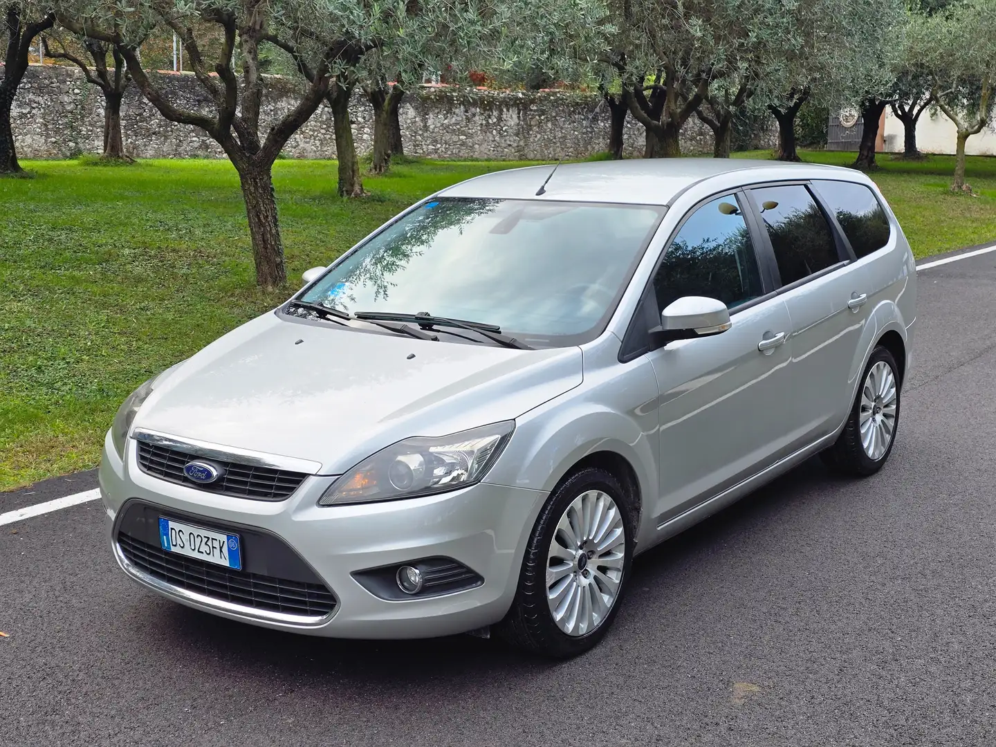 Ford Focus Focus II 2008 SW Style Wagon 1.6 tdci Titanium dpf Argento - 1