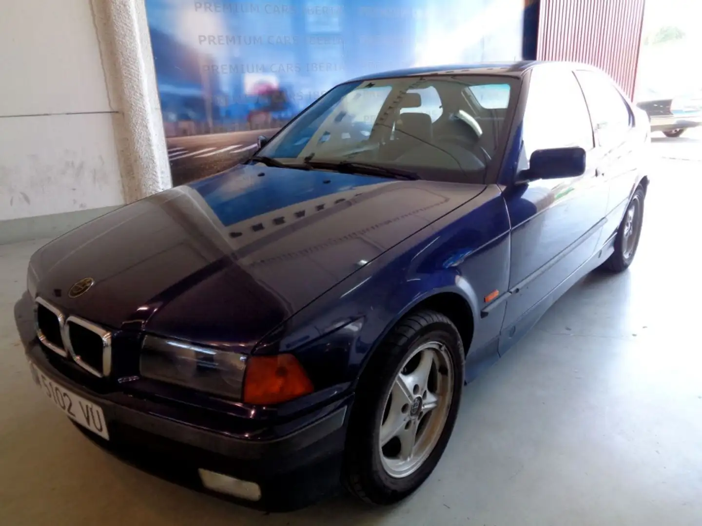 BMW 316 316i Compact SE Blauw - 1