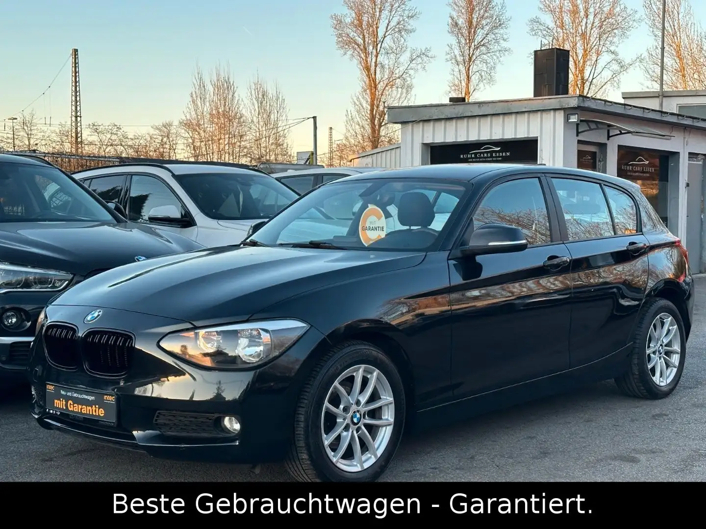 BMW 116 d Urban Line * KLIMA * ALU FELGEN * TOP GEPFL Zwart - 2