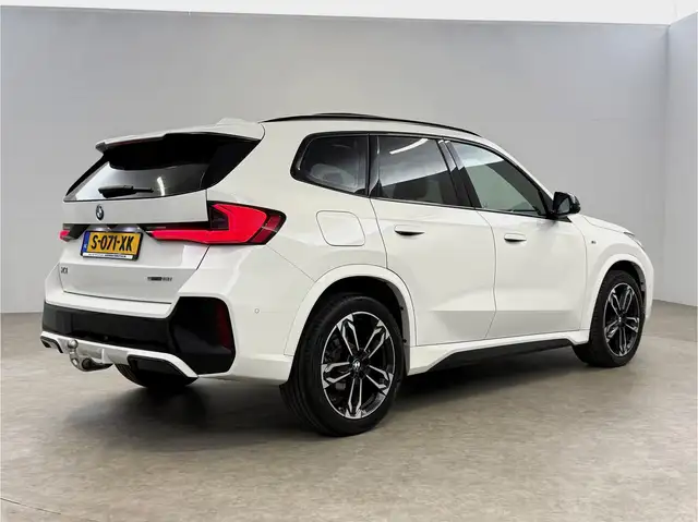 BMW X1 view 12