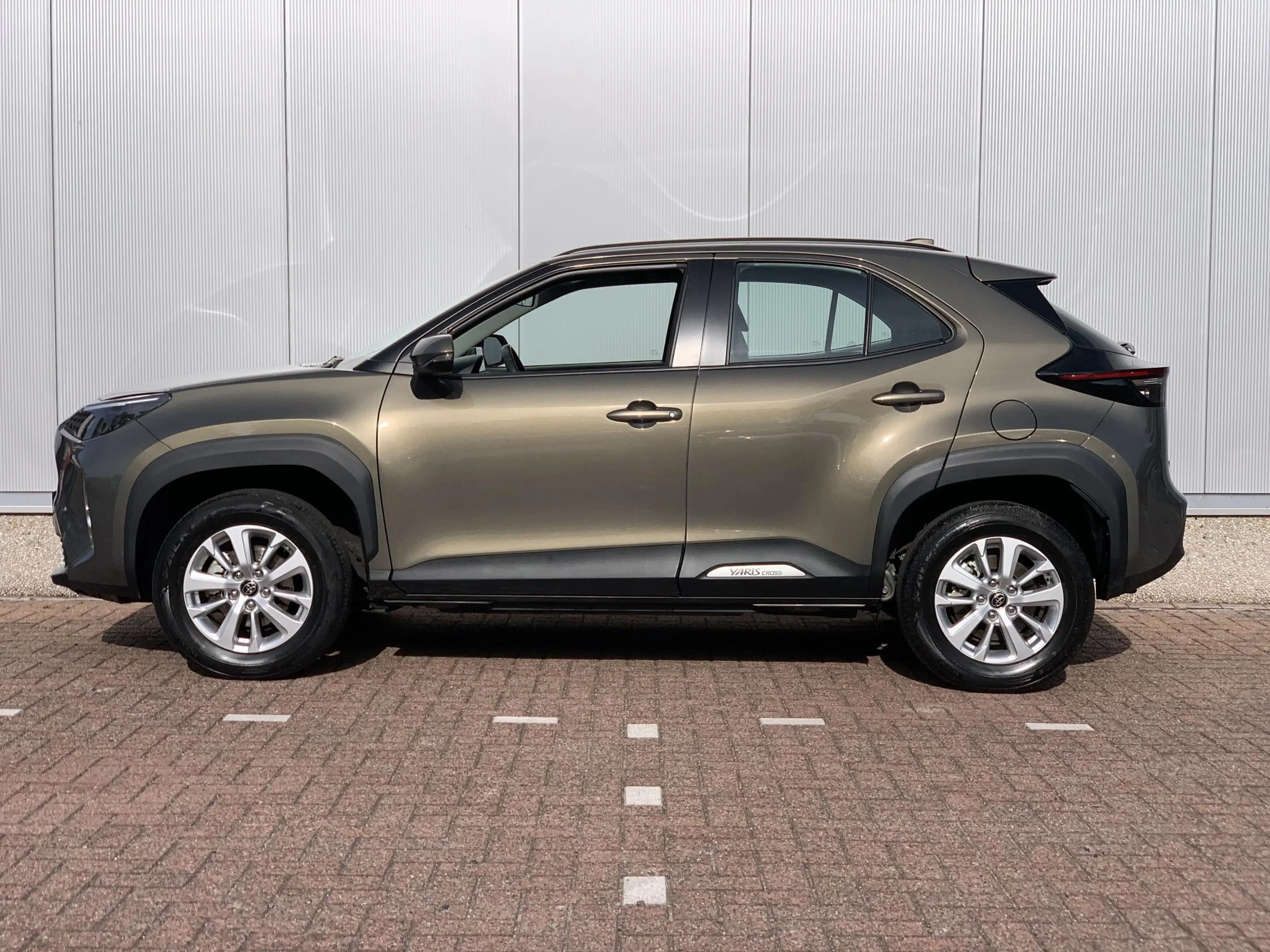Toyota Yaris Cross 1.5 Hybrid 115 Active / Camera / — photo 4