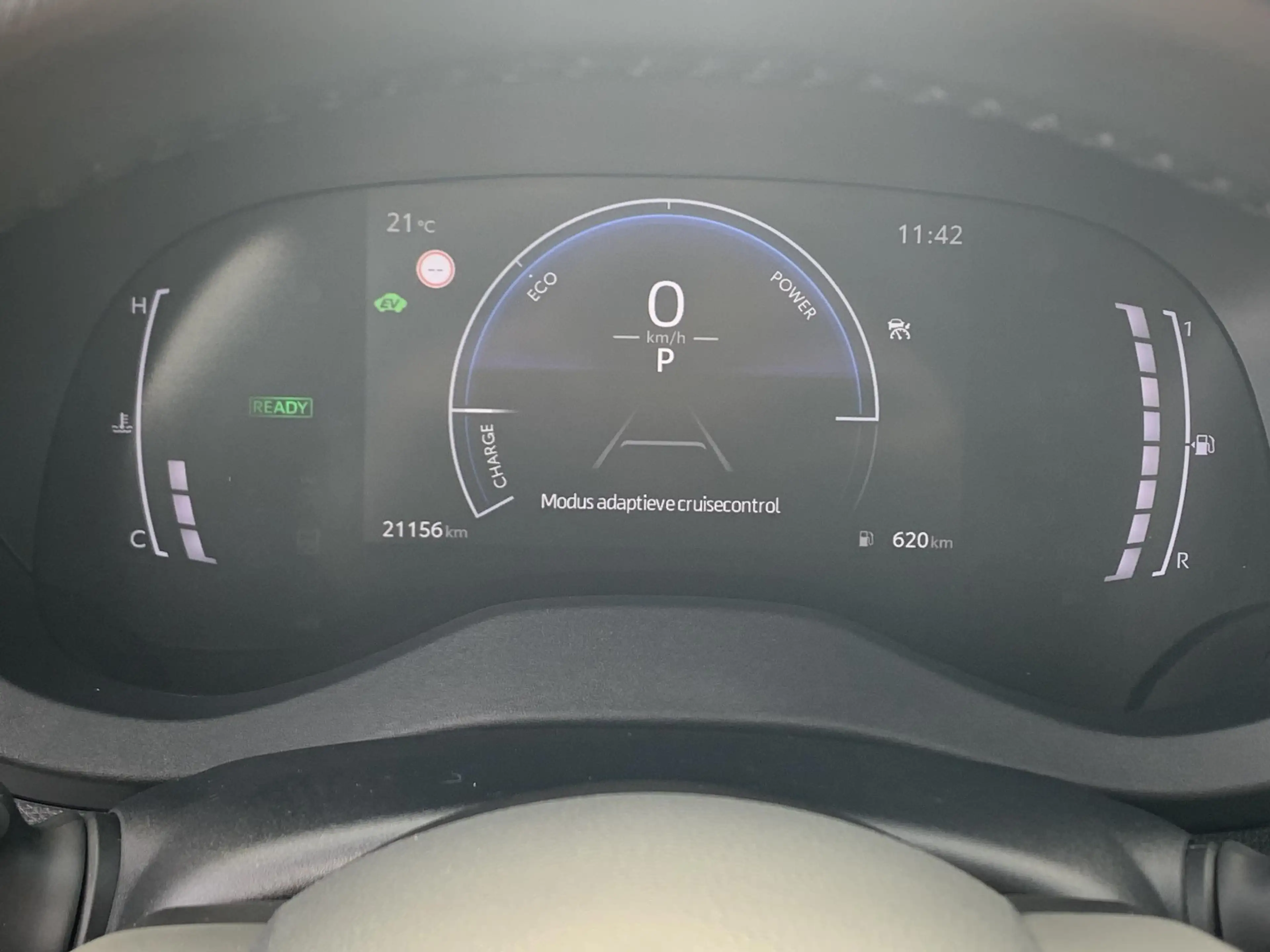 Toyota Yaris Cross 1.5 Hybrid 115 Active / Camera / — photo 13