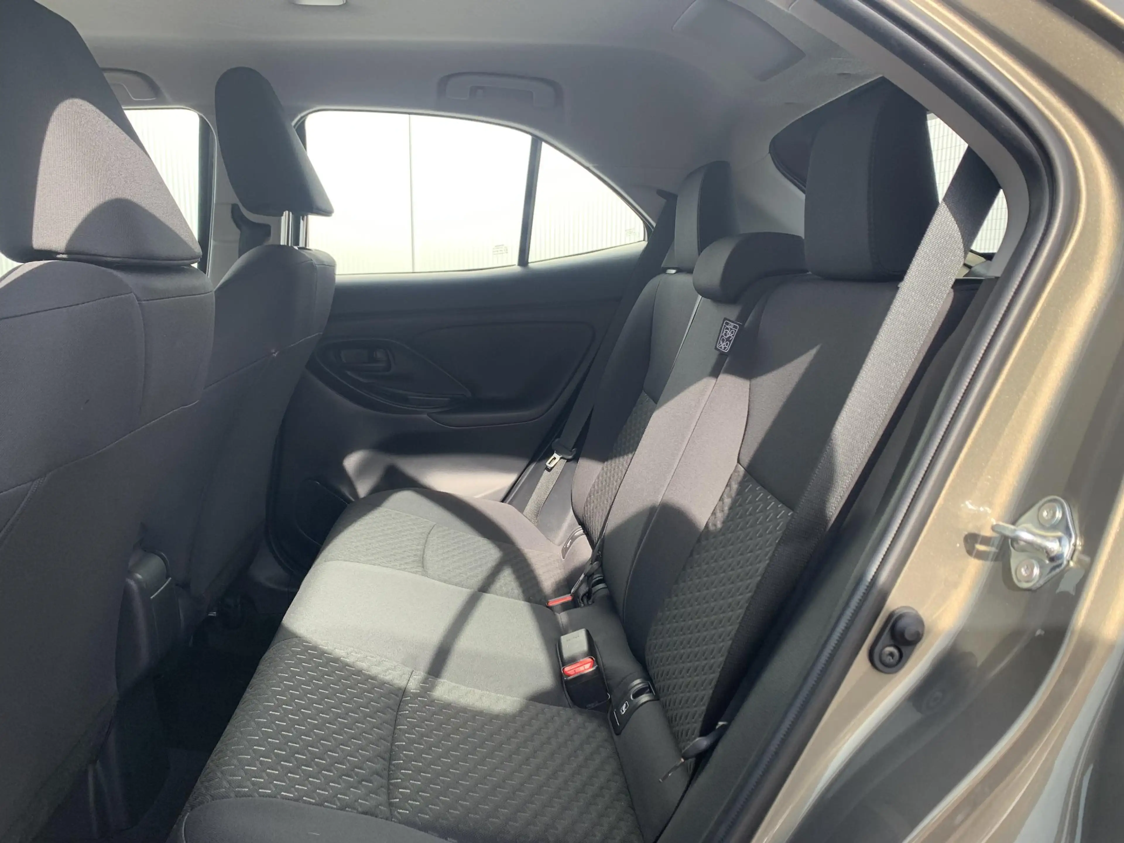 Toyota Yaris Cross 1.5 Hybrid 115 Active / Camera / — photo 8