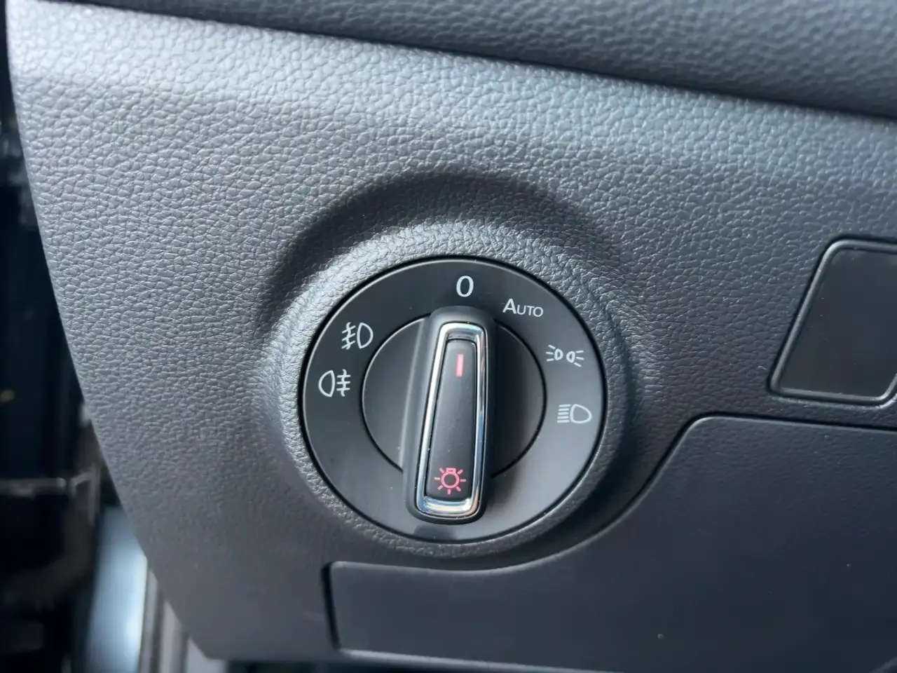 SEAT Arona 1.0 TGI Xcellence Apple CarPlay SHZ PDC BT, миниатюра 17