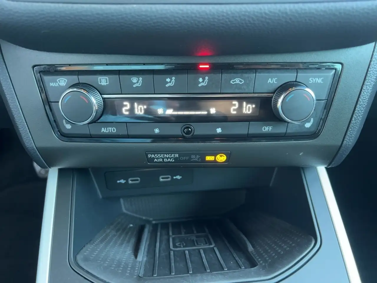 SEAT Arona 1.0 TGI Xcellence Apple CarPlay SHZ PDC BT, миниатюра 14