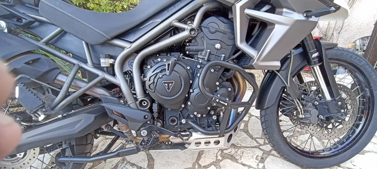 Triumph Tiger 800