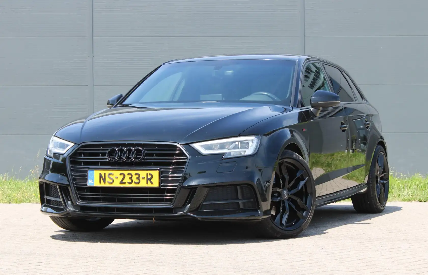 Audi A3 Sportback 1.0 TFSI Sport S-Line Edition 140PK !!NI Noir - 2