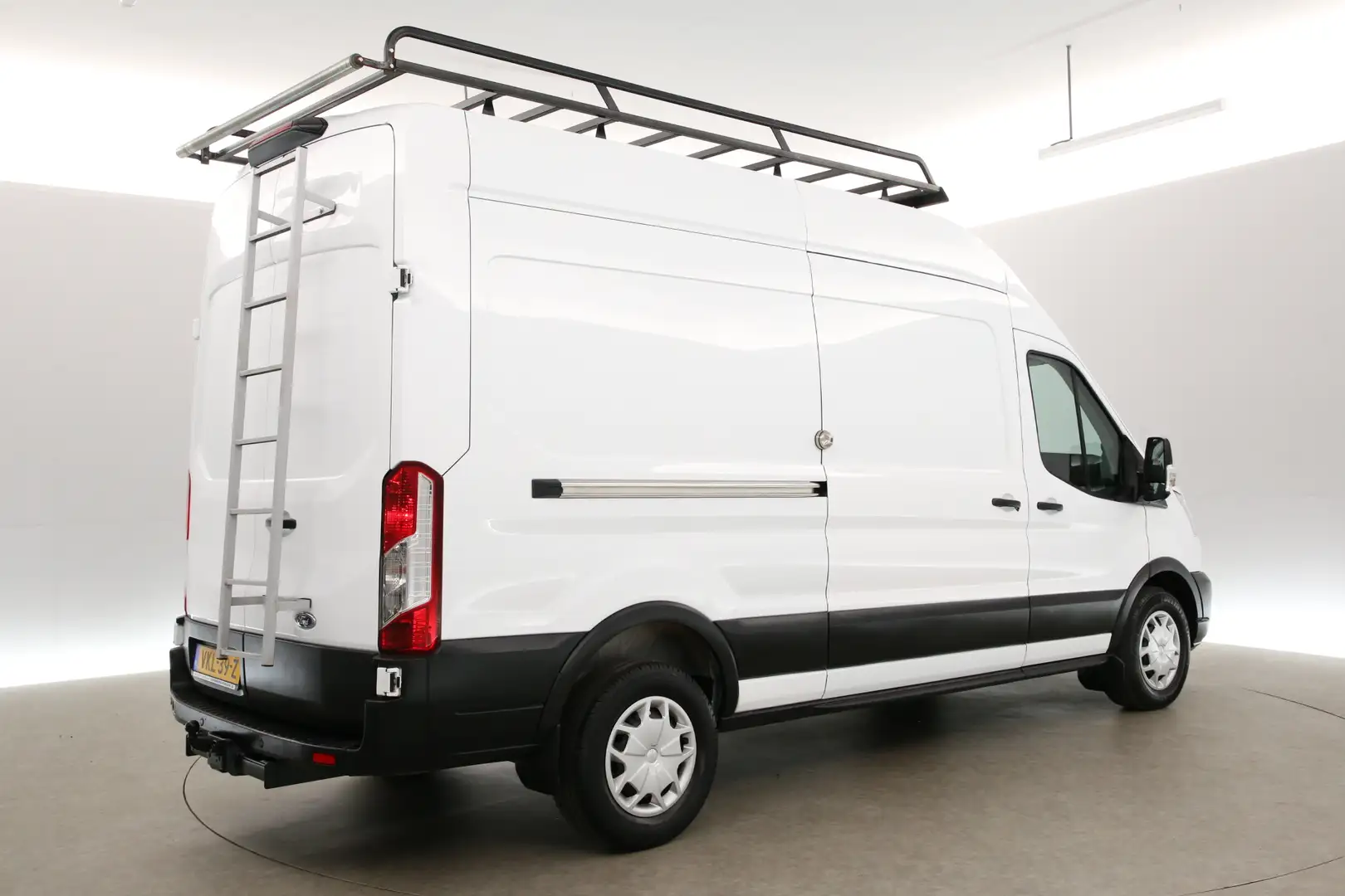 Ford Transit 350 2.0 TDCI L3H3 Airco Cruise PDC 3 Persoons 2xSc Wit - 2