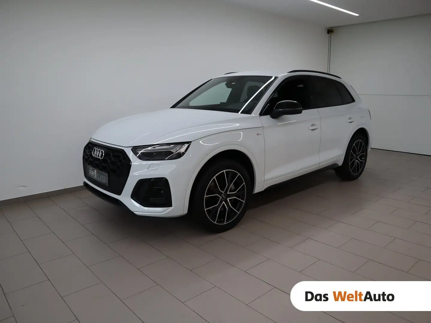 Audi Q5 50 TFSI e quattro S line Weiß - 1
