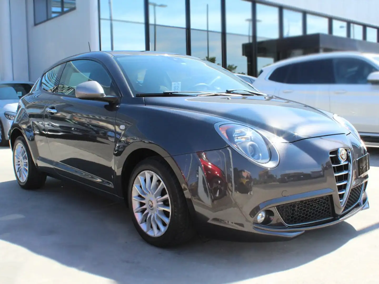 Alfa Romeo MiTo 1.3 jtdm 85cv Gris - 1